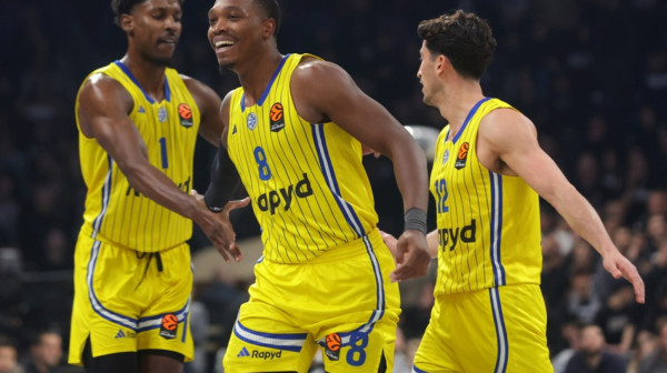 Povredio se Loni Voker – Makabi bez Amerikanca na Partizan i Zvezdu