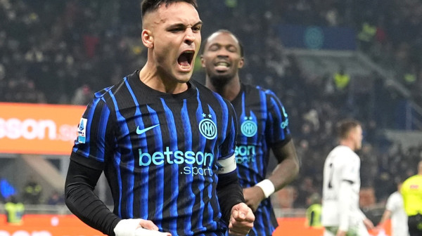 Inter deklasirao Bolonju i zaseo na vrh tabele!