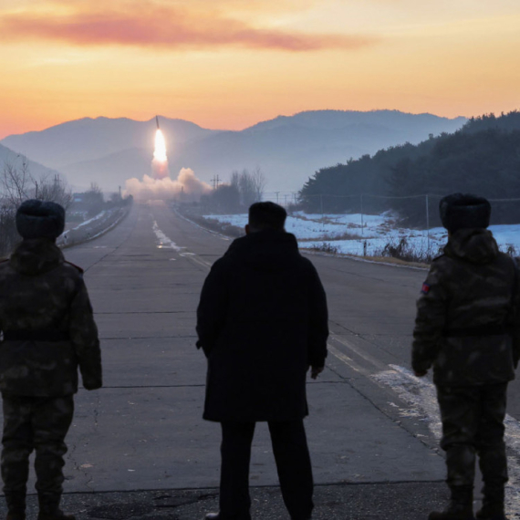 "Suptilna" poruka Kim Džing Una FOTO