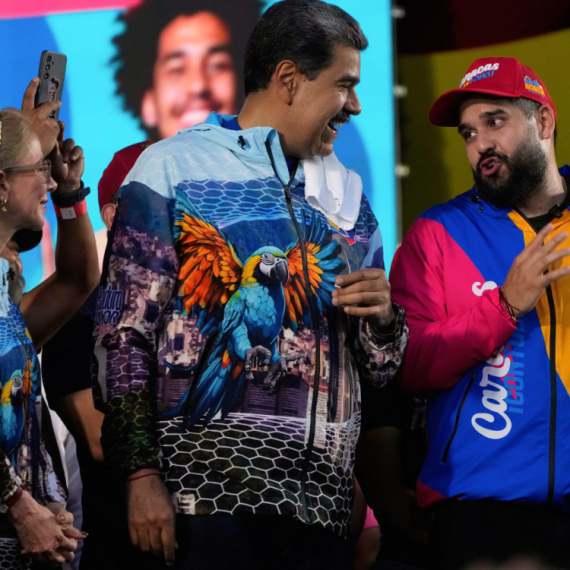 Ko je sin Nikolasa Madura? U izgnanstvu, viđen za naslednika, a evo za šta terete "Princa"