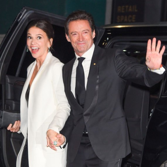 Svi su mislili da im se veza raspada, a onda su ove fotke preplavile mreže FOTO