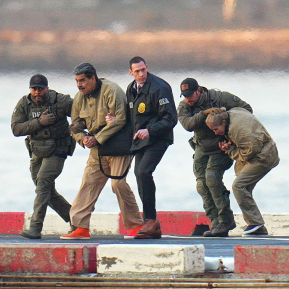 Šokantne tvrdnje advokata: "Maduro povređen tokom otmice; Njegovoj supruzi izlomljena rebra"