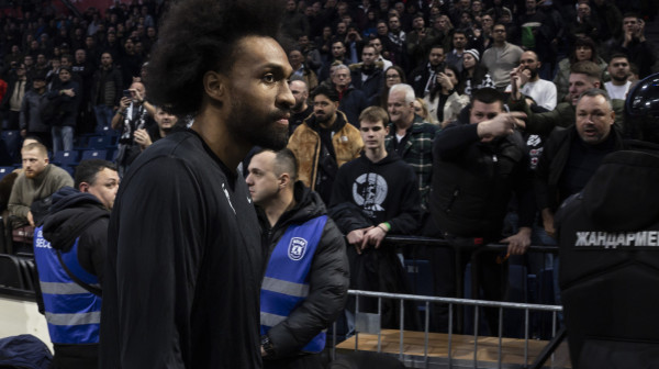 Parker: "Čudan je osećaj – trebaju mi minuti"