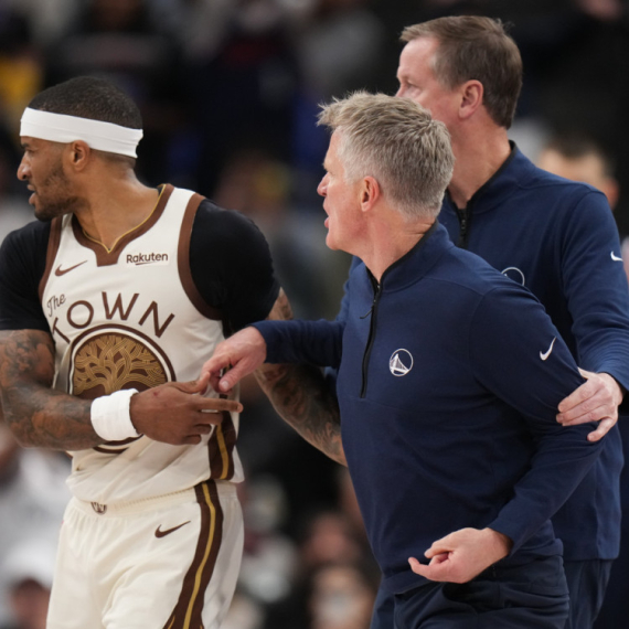 Haos u Los Anđelesu: Isključen Ker VIDEO