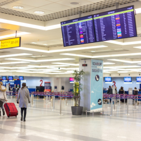 Na beogradskom aerodromu moguća odstupanja u redu letenja zbog kašnjenja sa dolaznih aerodroma
