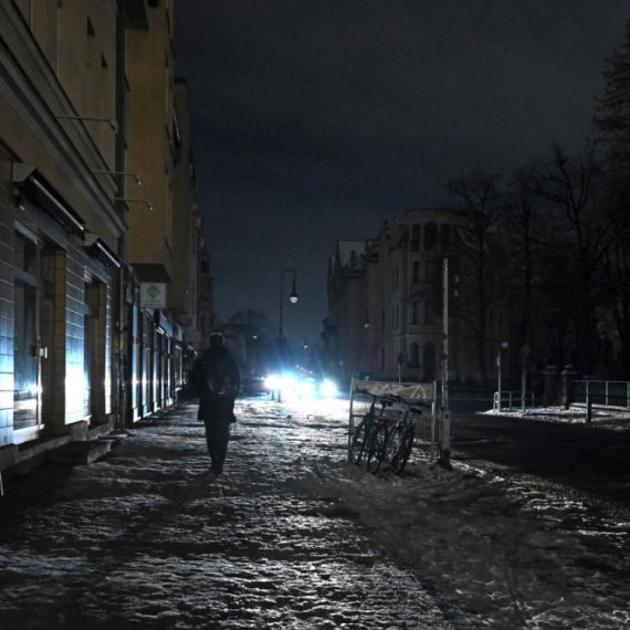 U Berlinu već 4 dana 25.000 građana bez struje; U Beogradu, blokaderi iz toplih doova šire laži FOTO/VIDEO