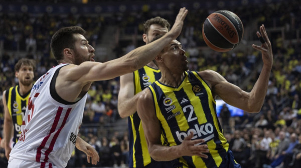 Fener furioznom završnicom slomio Olimpijakos