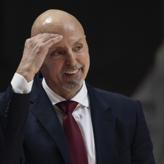 Obradović u jednoj rečenici objasnio poraz; Martines: "Gladni smo"