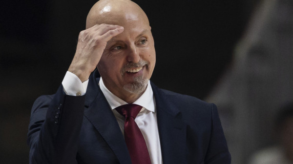 Obradović u jednoj rečenici objasnio poraz; Martines: "Gladni smo"