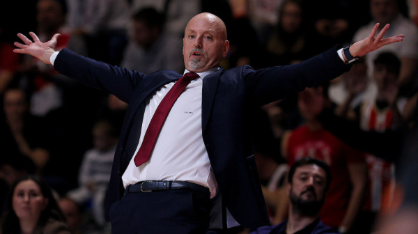 Zvezda na skeneru B92.sport: Gde je glava, a gde rep?