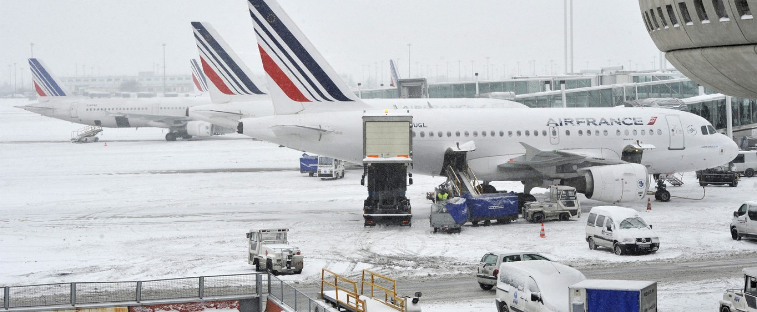 Kolaps u Francuskoj zbog snega i leda: Otkazano više od 140 letova