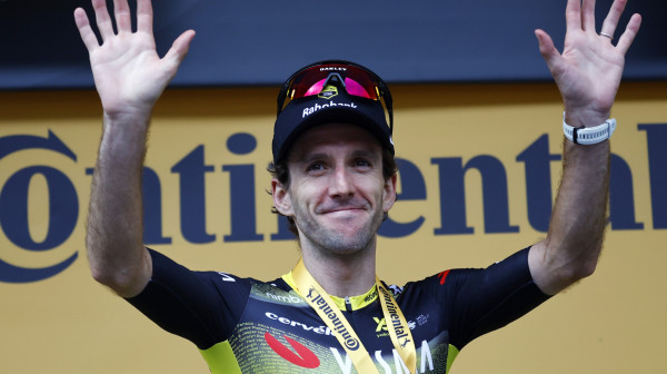 Osvojio Điro i završio karijeru