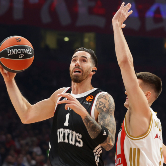 Glavobolja za Ivanovića