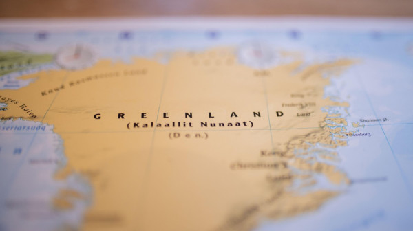 Grenland za 700 milijardi dolara: "Zašto napasti krave kad će vam povoljno prodati mleko?"