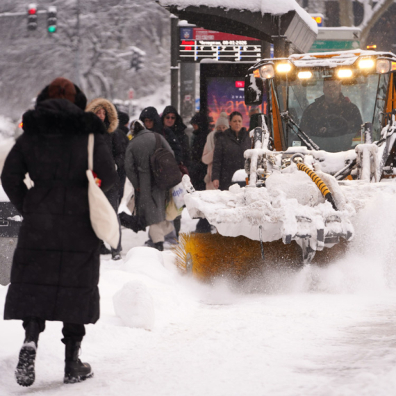 Srbija u debelom minusu; Vanredna situacija u nekoliko opština; Sve ekipe na terenu FOTO/VIDEO