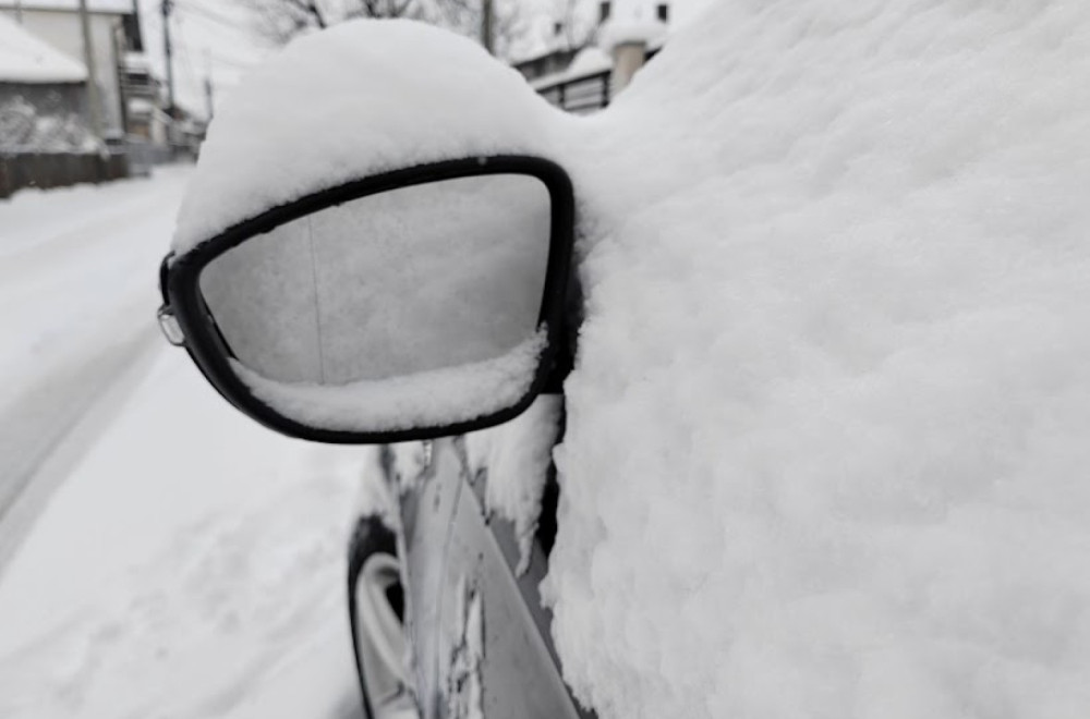 Sneg paralisao jedno mesto u Srbiji – zatrpani su FOTO