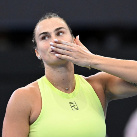 Sabalenka rutinski do polufinala Brizbejna