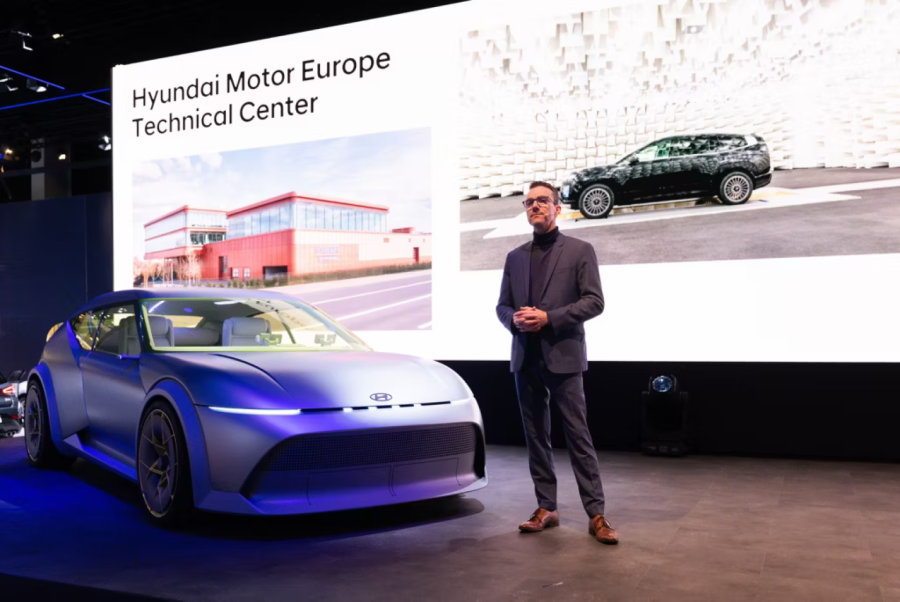 Hyundai u Briselu predstavio Staria Electric i najavio novi Ioniq 3