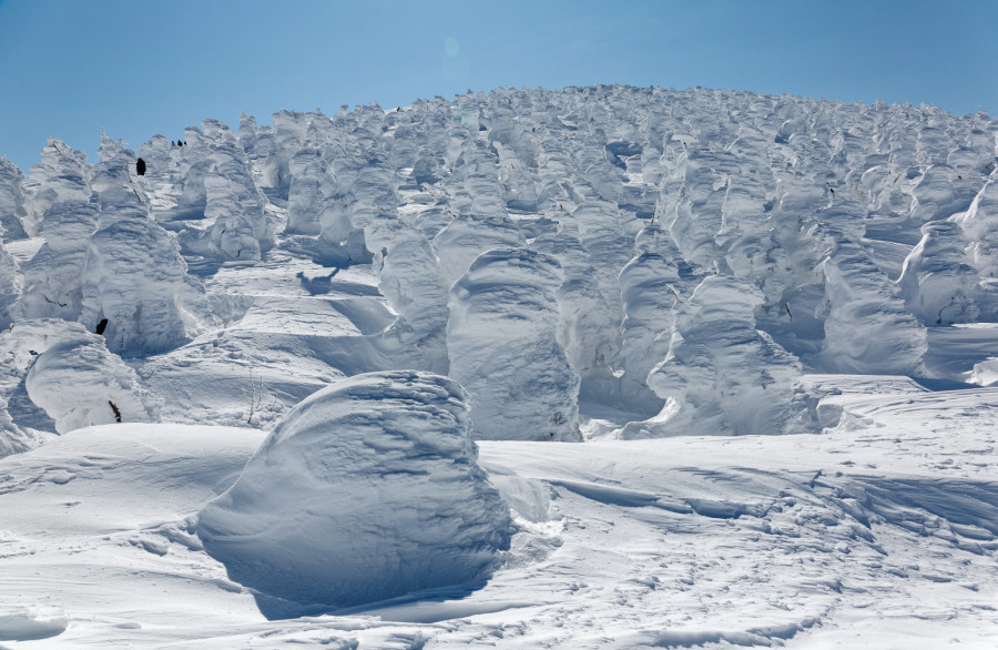 Ovo je jedno od najneobičnijih skijališta na svetu: Snežna čudovišta i vrele kupke fasciniraju FOTO