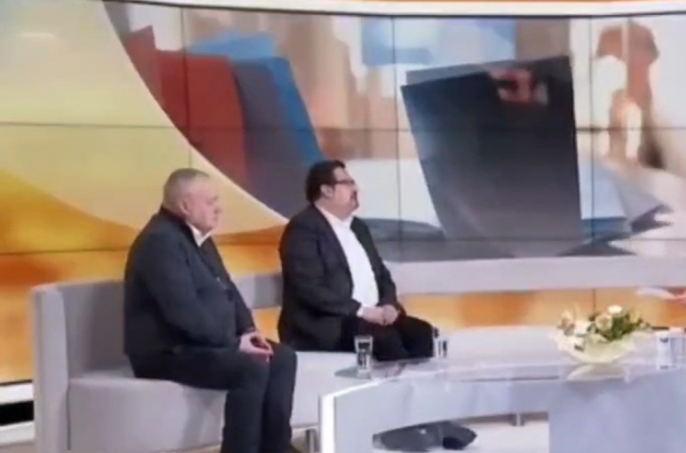 Ne biraju ni mesto, ni vreme za sukobe; Blokaderi zaratili u programu uživo VIDEO