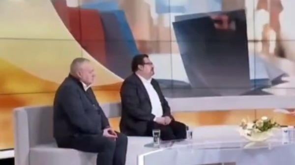 Ne biraju ni mesto, ni vreme za sukobe; Blokaderi zaratili u programu uživo VIDEO