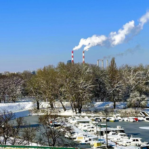 Pekmez i sneg: "Čarobni breg" i "čovek bez mozga" FOTO