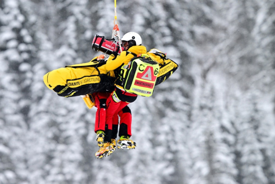 Užas u Austriji – Eger se zakucala u zaštitnu ogradu pri brzini od 109 km/h  FOTO