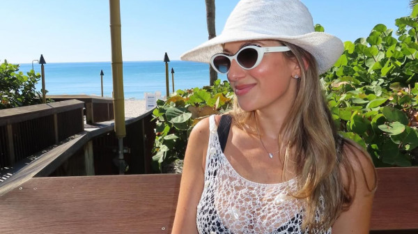 Njen spisak 7 "minimalnih" pravila za muškarce na prvom dejtu razbesneo mnoge: "Zato si sama" FOTO