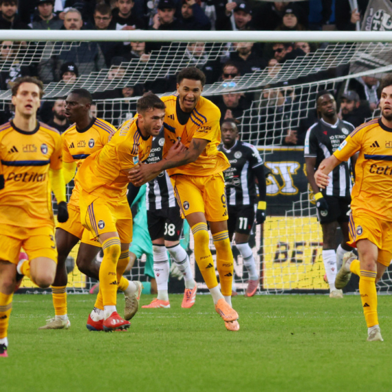 Kosta Runjaić će biti besan – Baturina spasao Komo u nadoknadi