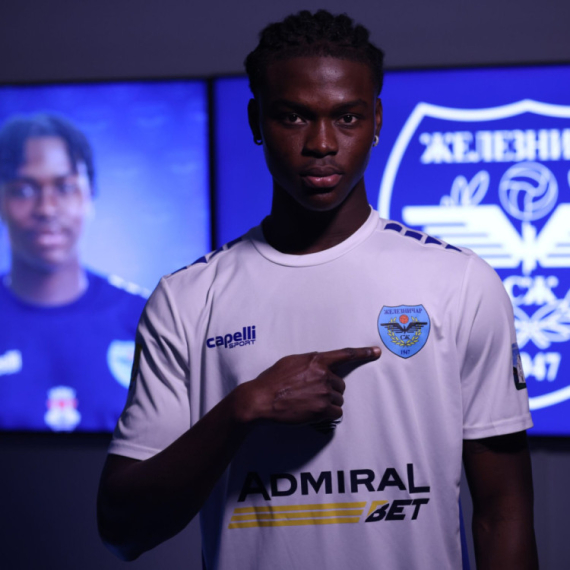 Železničar se ne šali – stigao novi napadač! FOTO