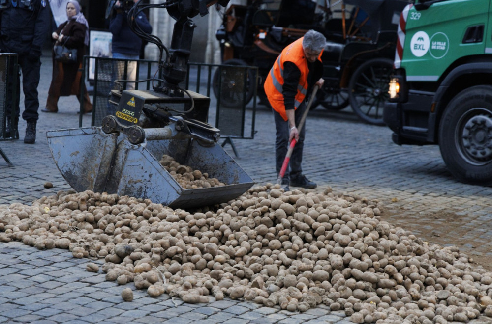 Haos širom EU: Poljoprivrednici ustali protiv istorijskog sporazuma FOTO/VIDEO