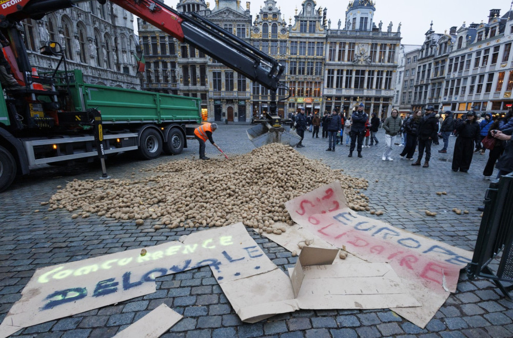 Haos širom EU: Poljoprivrednici ustali protiv istorijskog sporazuma FOTO/VIDEO