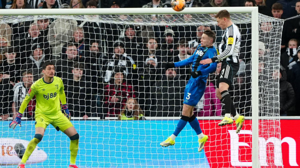 Petrović umalo junak najluđeg meča FA Kupa – šest golova, devet serija penala...