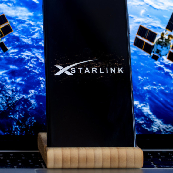 SpaceX dobio zeleno svetlo za lansiranje još 7.500 Starlink satelita