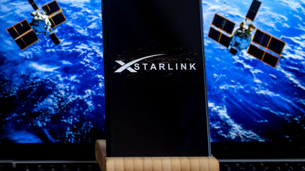 SpaceX dobio zeleno svetlo za lansiranje još 7.500 Starlink satelita