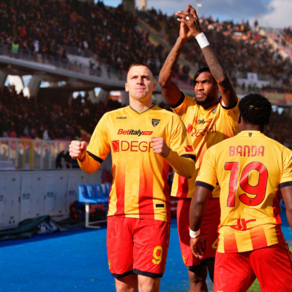 Štulić pogodio posle 52 sekunde, ali uzalud – Parma iskoristila poklon Lećea VIDEO