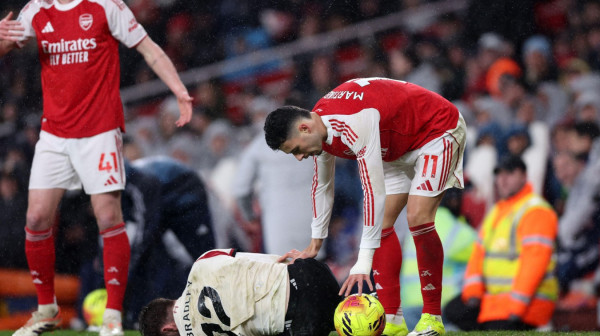 Udarac za Liverpul – bek završio sezonu