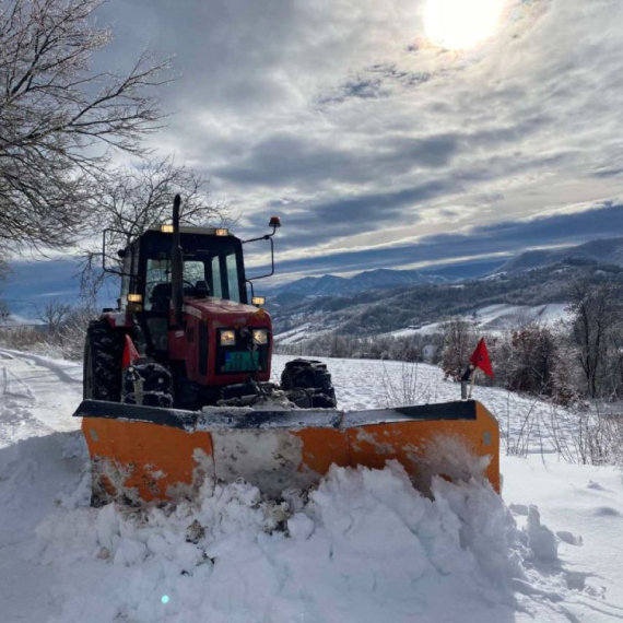 Svi imaju samo jedan cilj: Svi putevi na teritoriji grada Čačka prohodni FOTO