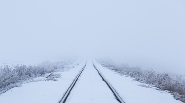 Na srpskim prugama angažovano više od 800 radnika zbog snega