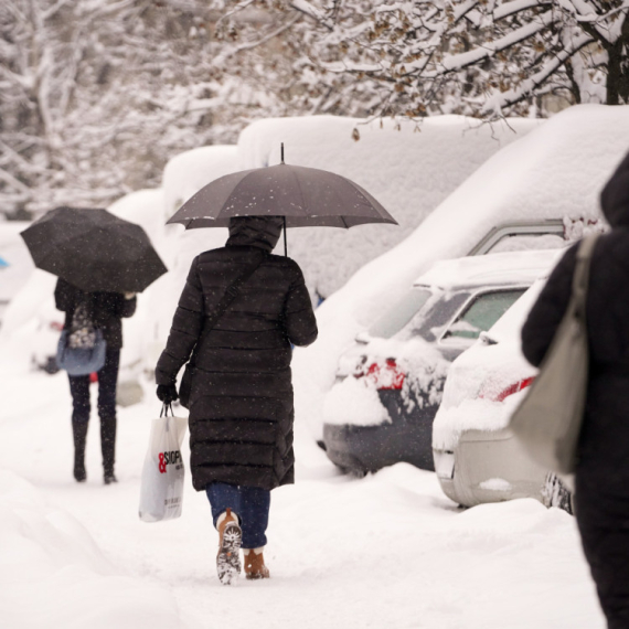 Cela Srbija u minusu; Izmereno minus 17 stepeni; Izdato upozorenje