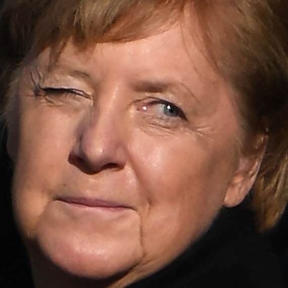 Lepo im je Angela rekla...