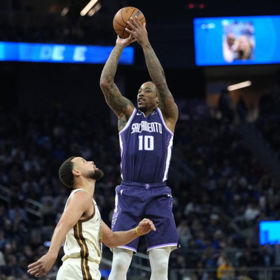 Derozan preskočio 26.000 poena – Atlanta jača od raspoloženog Karija – neverovatni Edvards