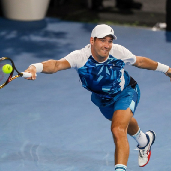 Lajović preživeo rolerkoster na startu kvalifikacija za AO, Teodora deklasirala Hrvaticu