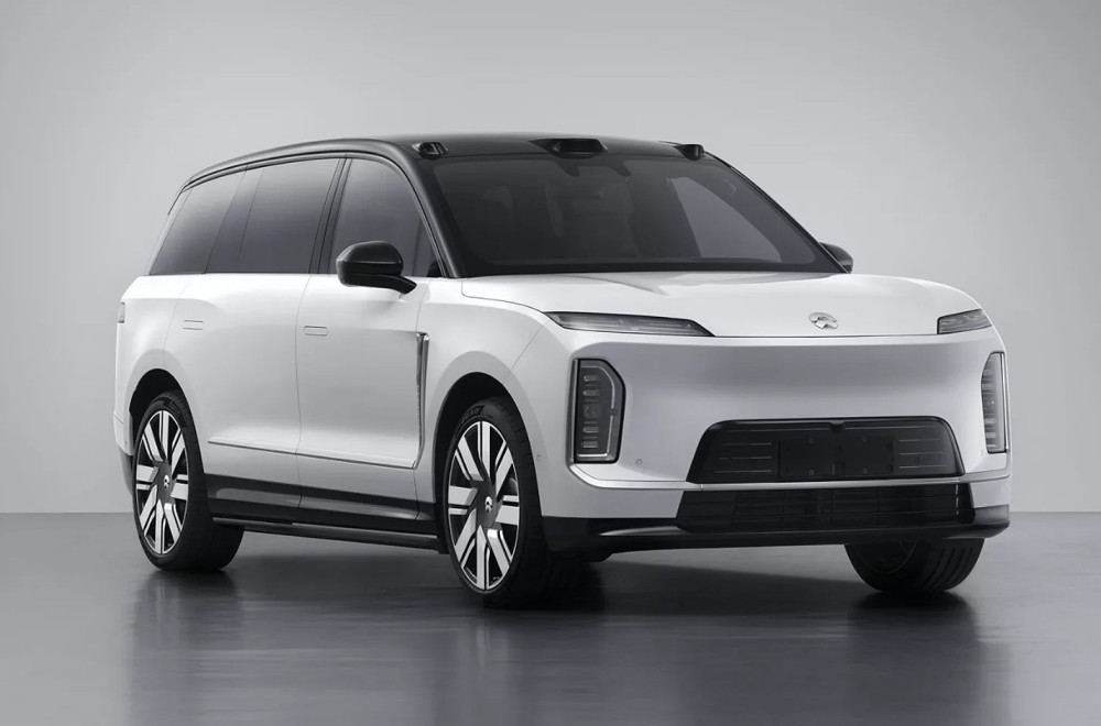 Najveći kineski električni SUV stavlja luksuz i komfor ispred vozačkog užitka FOTO