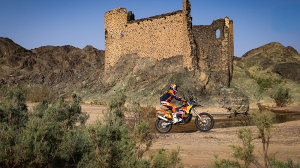 Sanders preuzeo kontrolu na drugoj etapi Dakara