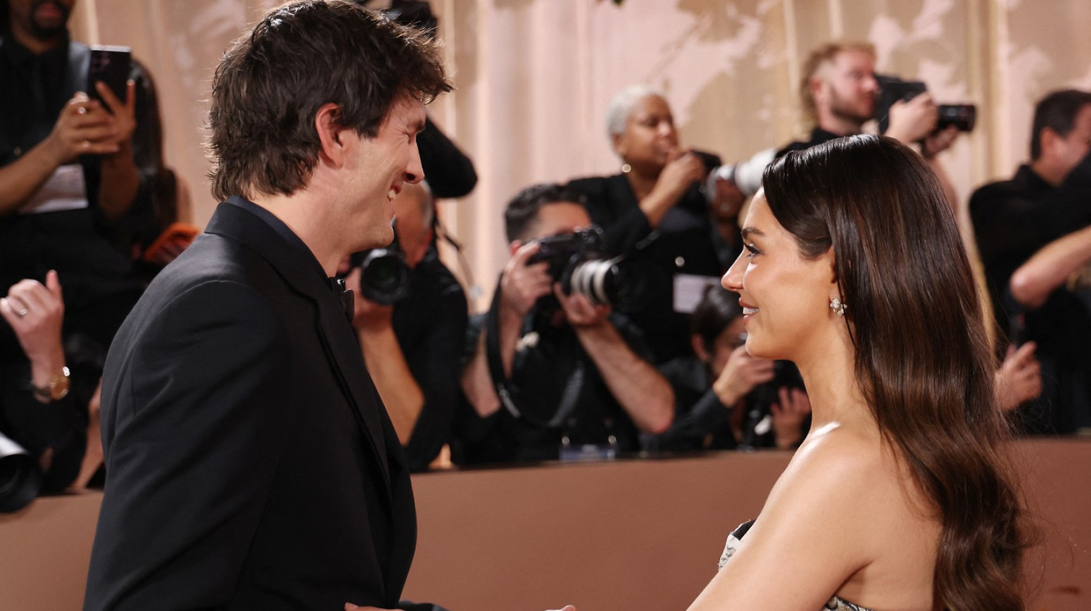 Kontroverzni ljubavnici konačno pokazali lica: Javnost kipti od besa FOTO/VIDEO