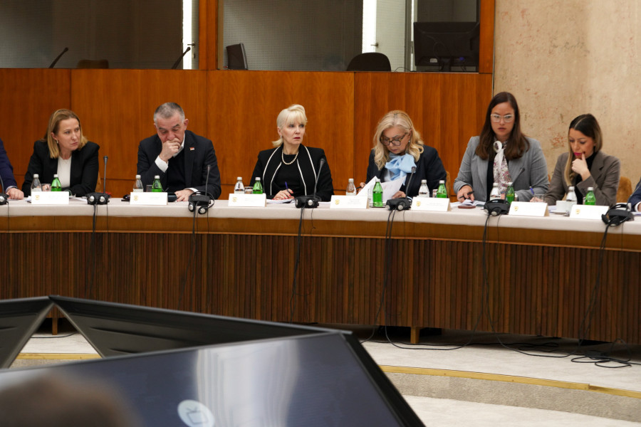 Srbija učinila sve; Situacija se stabilizovala, struja do kraja dana ili sutra; Vučić na vezi 24 sata VIDEO