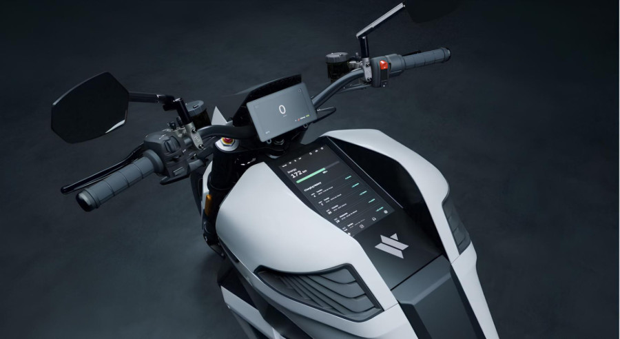 Prvi serijski motocikl sa solid state baterijom: Finci tvrde da su pretekli ceo svet FOTO