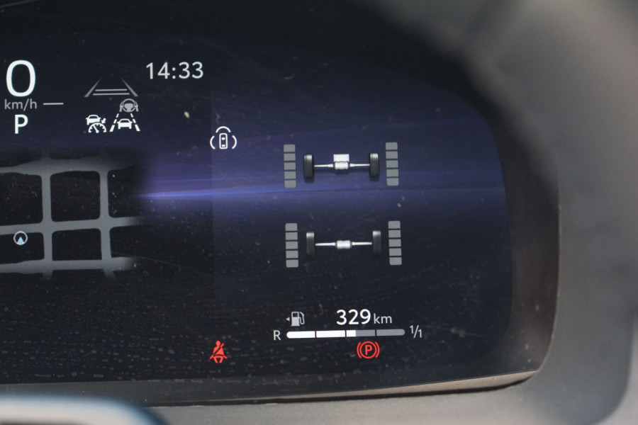 Test: Toyota C-HR hibrid – teško je odoleti