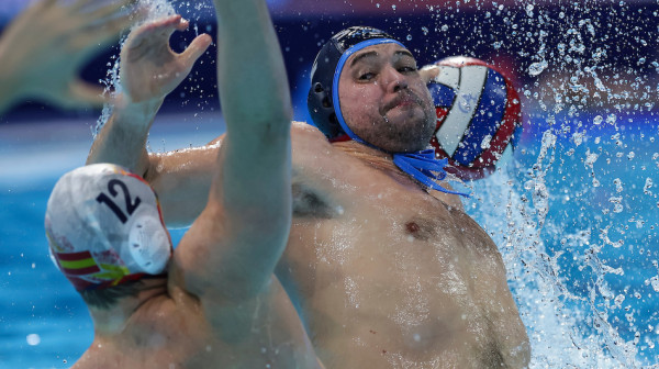 Srbija nokautirala Španiju u ludilu Beogradske arene!